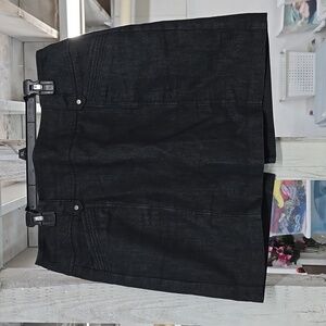 New York clothing company denham skirt